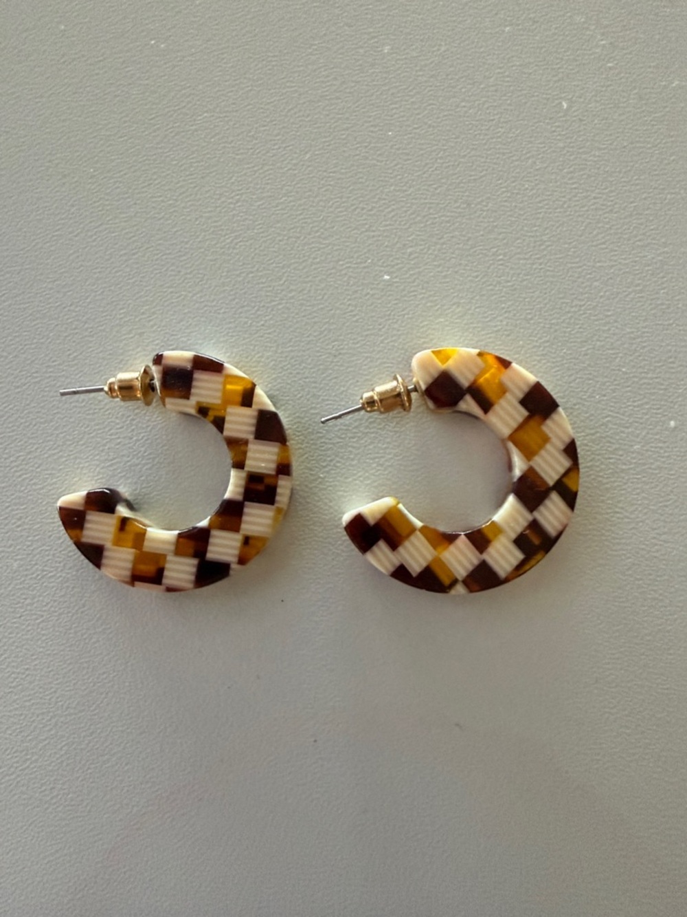 Checkered Resin Hoop Earrings in Brown, Gold & Cream